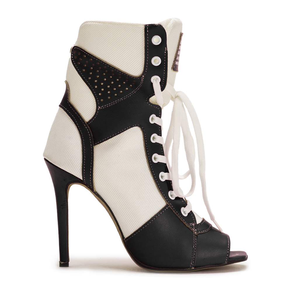 RUSH – Monochrome Black