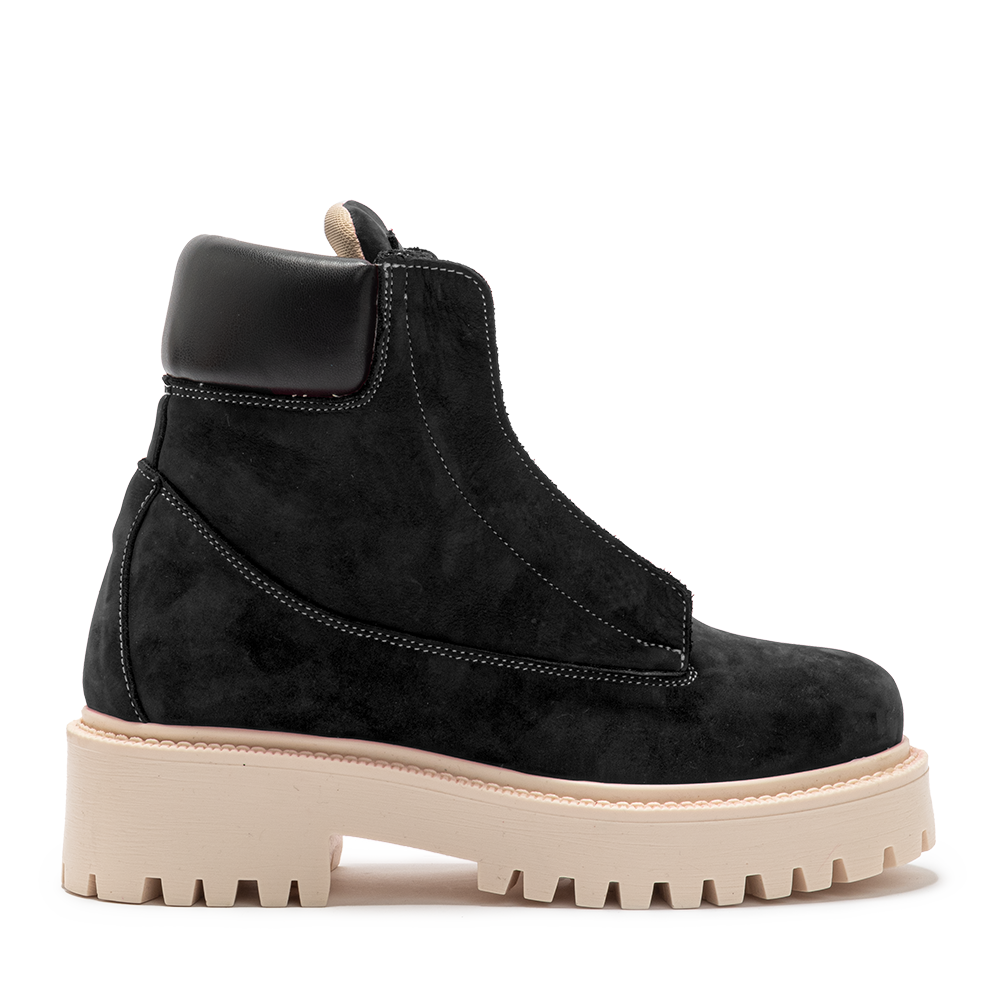 STARBOOT – Black Nabuk