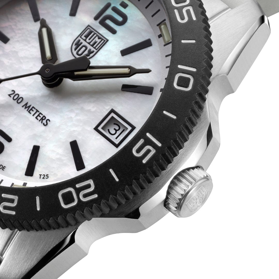 Pacific Diver Ripple, Mother of Pearl, 39 mm, Dive Watch Set 6 Pacific Diver Ripple, Mother of Pearl, 39 mm, Dive Watch Set